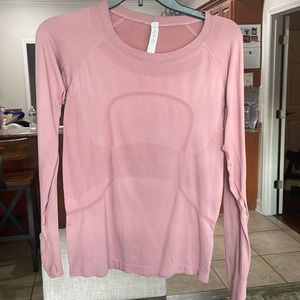 NWOT Lululemon long sleeve swiftly tech